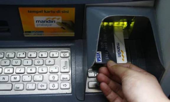 Isi ulang e-toll di ATM