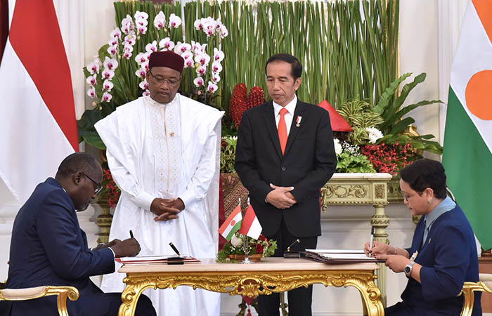 Presiden Jokowi dan Presiden Niger Mahamadou Issoufou jalin kesepakatan kerja sama