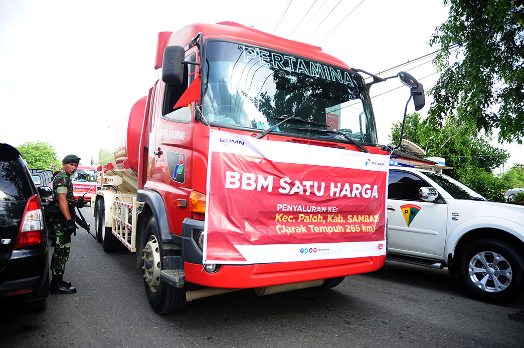 Mobil Tangki BBM Satu Harga