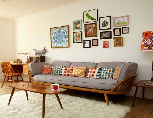 Retro-living-room-furniture-sets-combine-with-cream-rugs