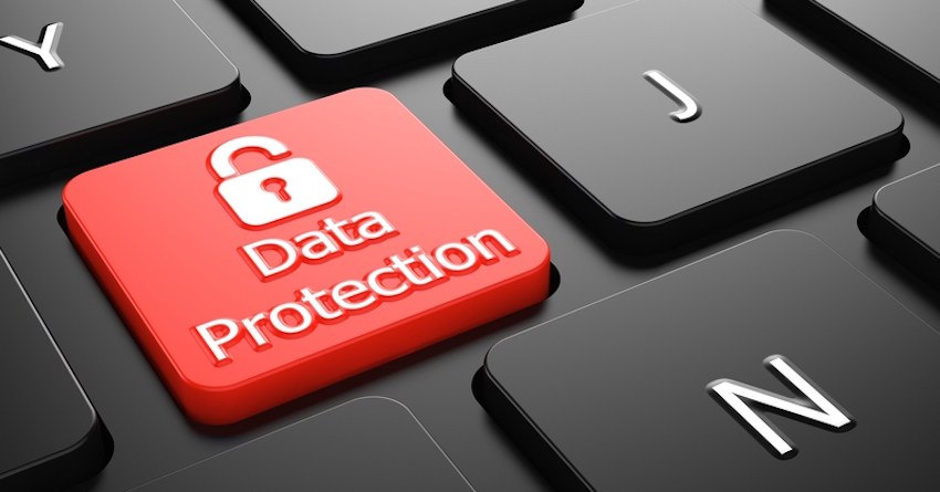 Keamanan data pribadi sangat penting. Pemerintah juga harus mengedukasi soal keamanan data ini di masyarakat.