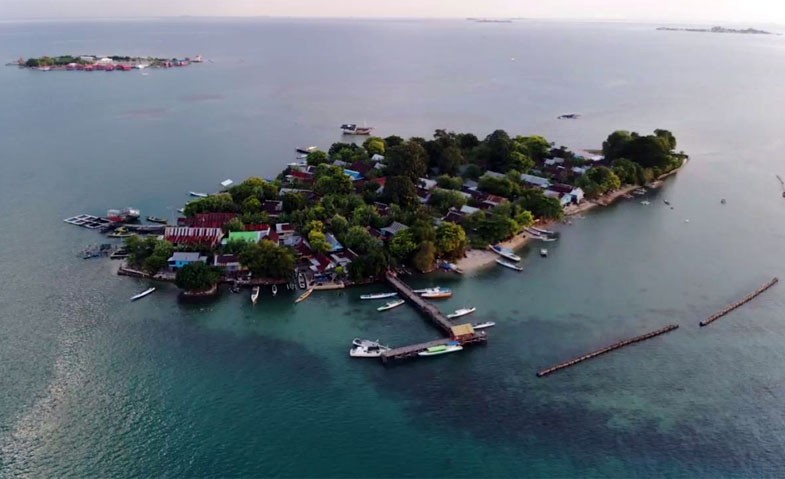 Pulau Saugi, Desa Mattiro Baji, Kabupaten Pangkajenen Kepulauan (Pangkep), Sulawesi Selatan (Suslel)