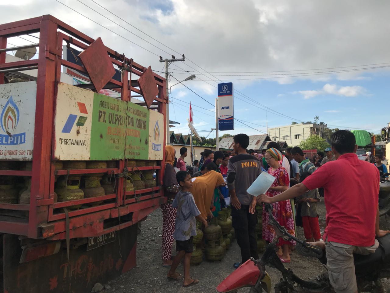 Pertamina bersama Disperindag dan Satpol PP gelar OP LPG 3 kg di Kabupaten Pasangkayu, Sulawesi Barat 