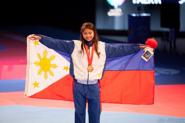 Atlet Filipina dapat bonus besar