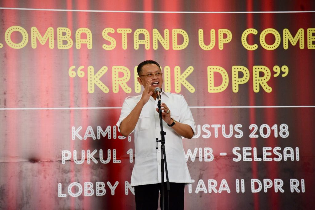 Stand Up Comedy Kritik DPR