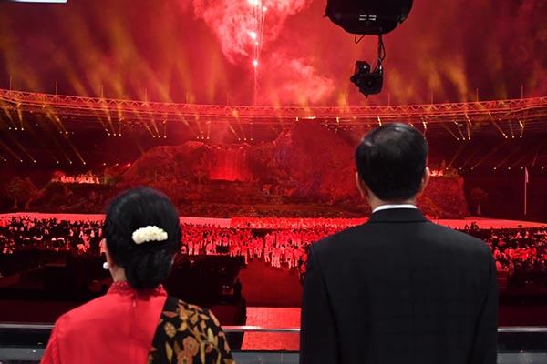 Presiden Jokowi saat menyaksikan upacara pembukaan Asian Games 2018