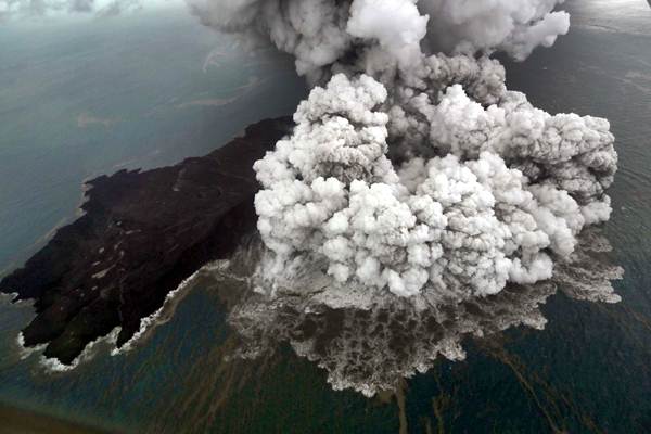 gunung anak krakatau, badan geologi, letusan