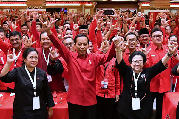 Tiga Kartu Sakti, Jokowi-MAruf, PDI Perjuangan