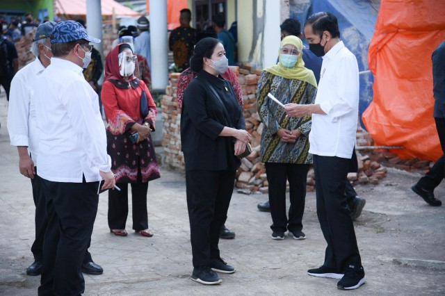 Temui Korban Gempa Malang, Puan Maharani Pastikan Kawal Bantuan Untuk Pemulihan