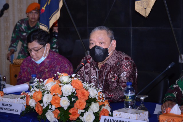 Komisi I Dorong Peningkatan Kemampuan SatBravo 90 Paskhas TNI AU