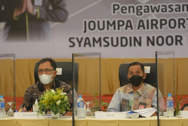Kunjungi Bandara Syamsudin Noor, BURT DPR Minta Gapura Angkasa Tingkatkan Sinergi