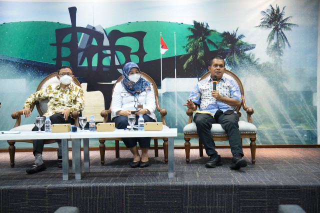Pelonggaran Penggunaan Masker, Melkiades Laka Lena: Sinyal Positif Pengendalian Pandemi
