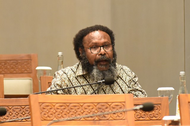 Willem Wandik Sampaikan Sakit Hati Masyarakat Papua atas Pernyataan Menko Polhukam