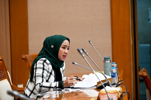 Ratna Juwita Pertanyakan Upaya Kementerian ESDM Jaga Iklim Investasi Migas
