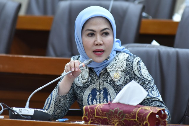 Intan Dorong PT Sarinah Perkuat Kontribusi Bantu Pengrajin Indonesia