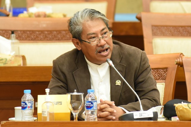 Cadangan Nikel Terbatas, Mulyanto Desak Pemerintah Larang Ekspor NPI dan Fero Nikel