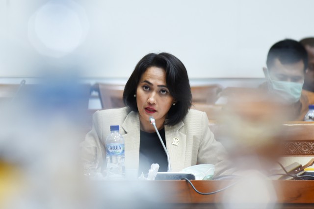 Christina Aryani Minta Penjelasan Lebih Utuh Rencana Presiden Evaluasi TNI di Ranah Sipil