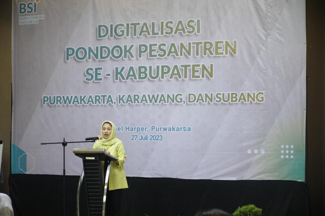 Gandeng Pondok Pesantren, Puteri Komarudin Dukung BSI Gencarkan Transaksi Syariah Digital