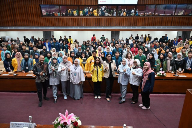 Pesan Suprihartini kepada Peserta ‘Magang di Rumah Rakyat: Ubah Cara Pandang Melihat Kinerja DPR
