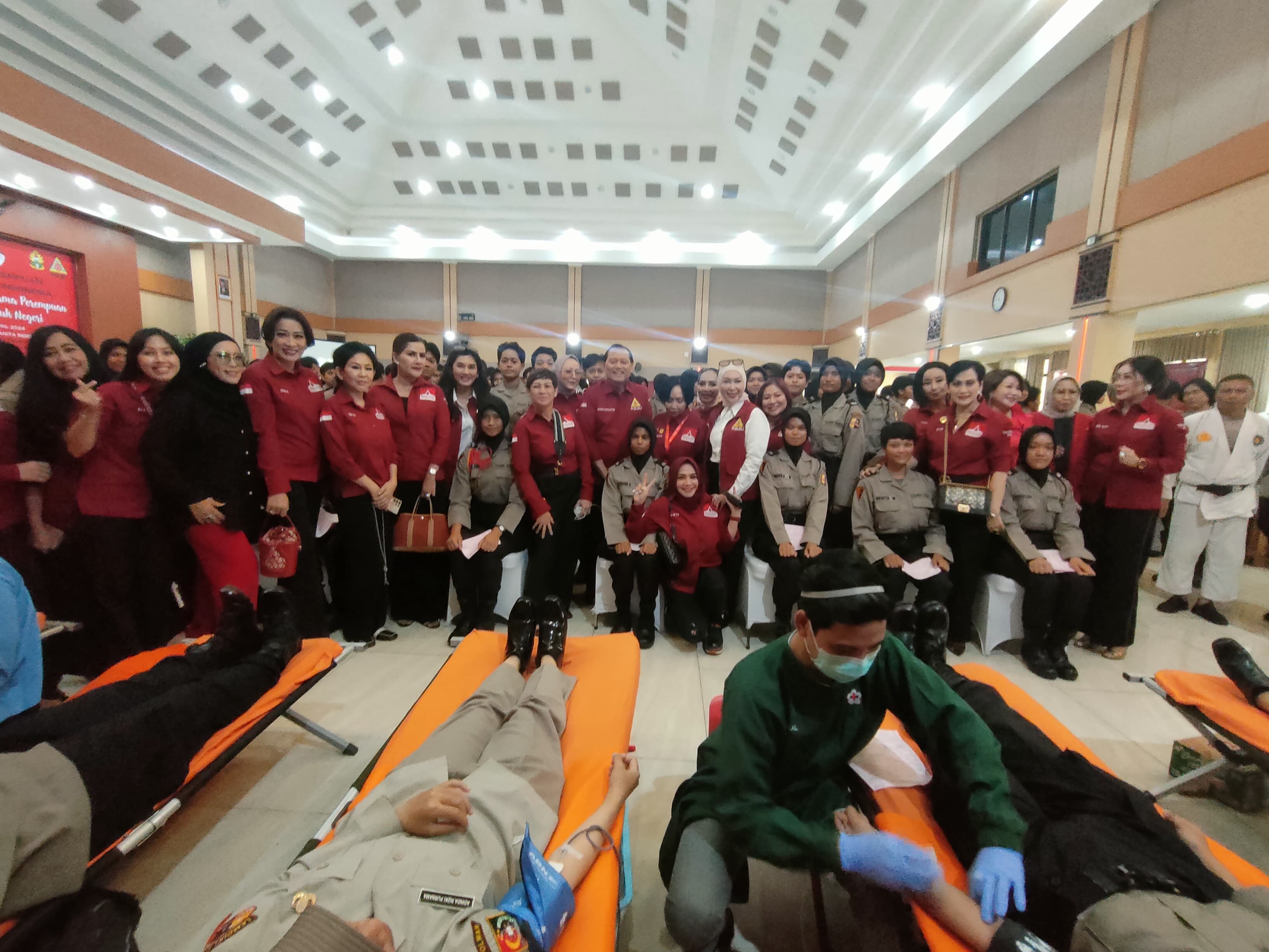 Adang Daradjatun Apresiasi Siswa Sepolwan Ciputat Ikut Donor Darah