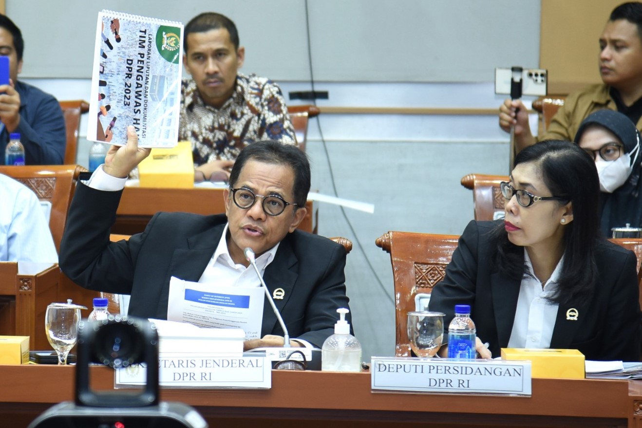 Indra Iskandar Pastikan Kesiapan Timwas Haji DPR RI 2024 dalam Rapat Koordinasi Terakhir
